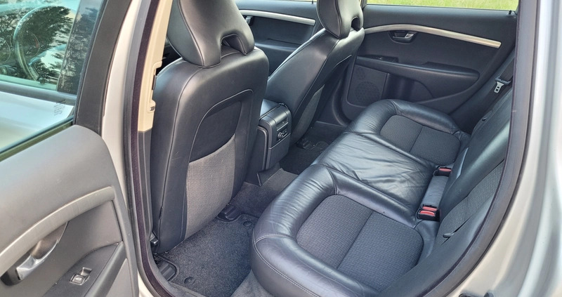 Volvo V70 cena 18000 przebieg: 425000, rok produkcji 2008 z Góra małe 232